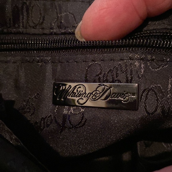 Beautiful bag sparkling green with black dots. - Picture 3 of 3